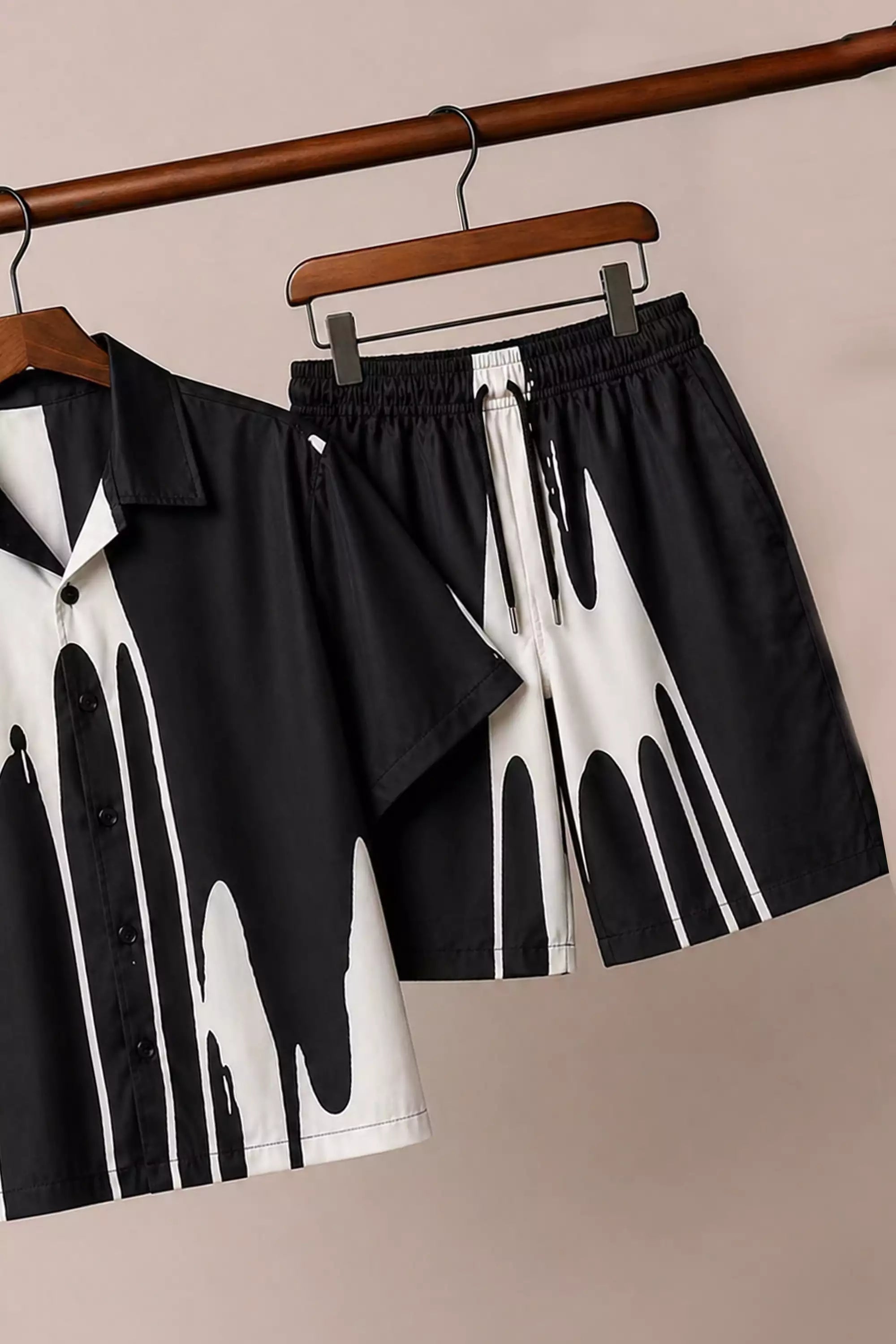 Black Random Patch Half Pants Cords - XPCRDH